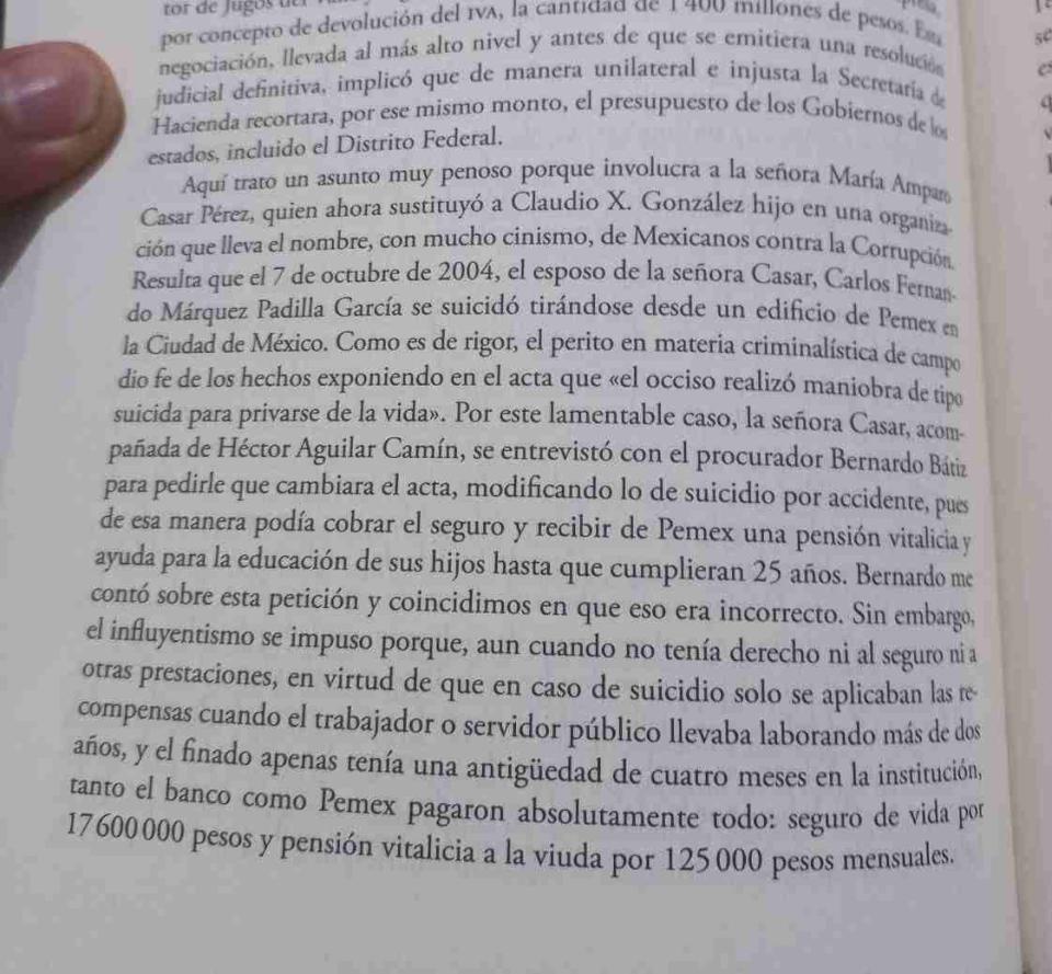 Página 100 del libro "Gracias" de AMLO, sobre María Amparo Casar.