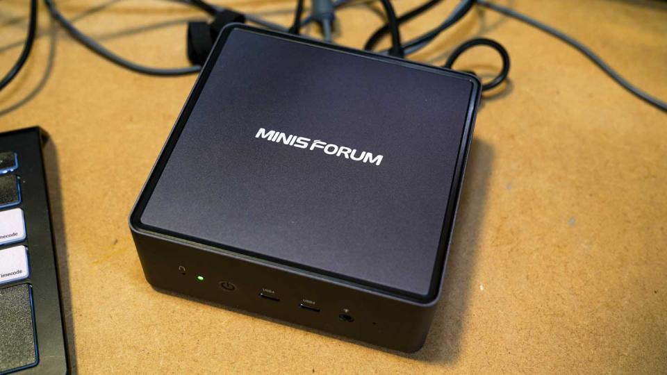 Minisforum UM790 Pro