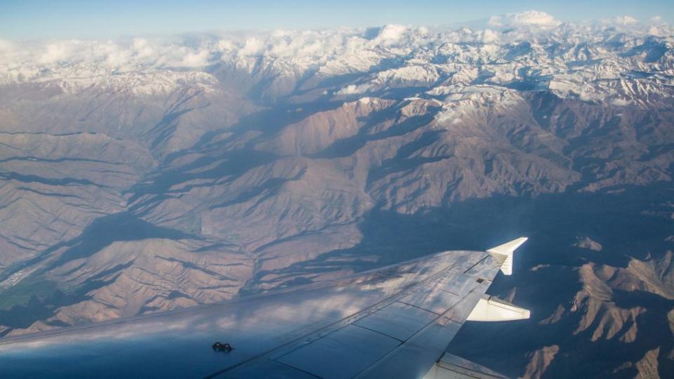 Volar a Santiago permite disfrutar de unas vistas inmejorables de los Andes. Crédito: Ricardo Ribas/Alamy Stock Photo