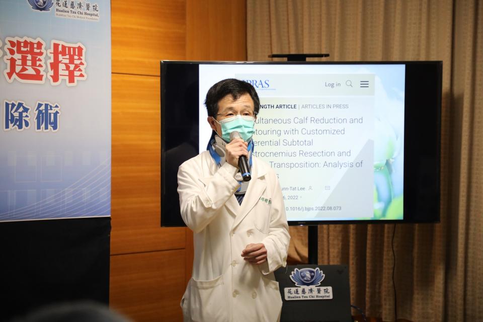 花蓮慈院外科副院長陳培榕代表耳鼻喉科團隊，感恩整形外科團隊長久以來的合作，並在李俊達主任的帶領下不斷精進。