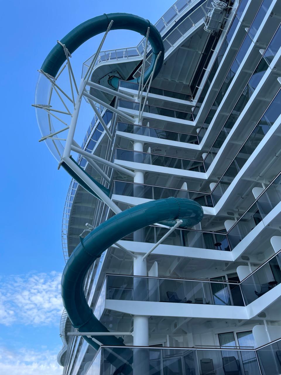 The Drop slide on Norwegian Viva.