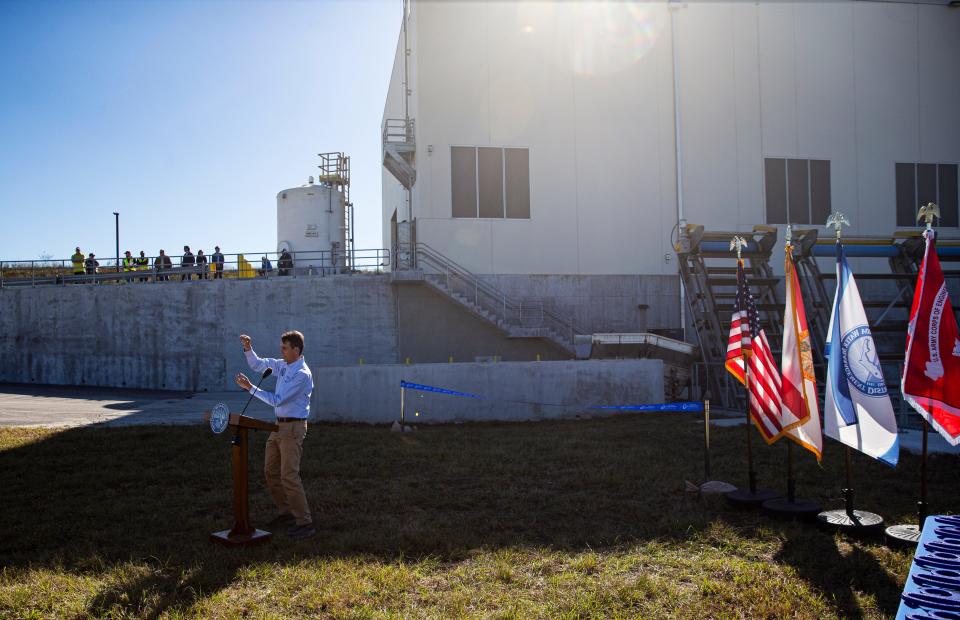 Drew Bartlett, the executive director of the South Florida Water Management District speaks at a ribbon cutting ceremony for the huge pump station of the C-43 reservoir in Hendry County on Tuesday, Dec. 19, 2023.