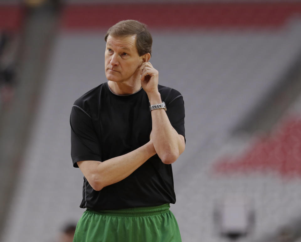 Oregon head coach Dana Altman watches his team during a practice session for their NCAA Final Four tournament college basketball semifinal game Friday, March 31, 2017, in Glendale, Ariz. (AP Photo/Mark Humphrey)