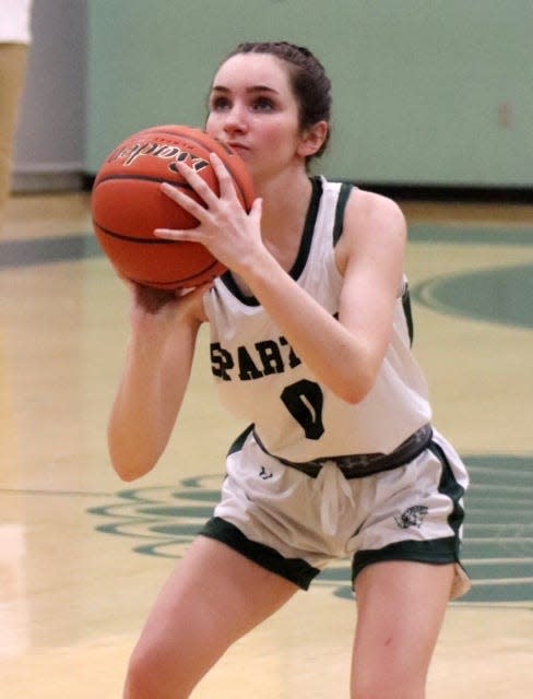 Oakmont sophomore Allie McLaughlin sets up for a free throw. McLaughlin led the way with 11 points in the Spartans' victory over Fitchburg on January 12, 2024.