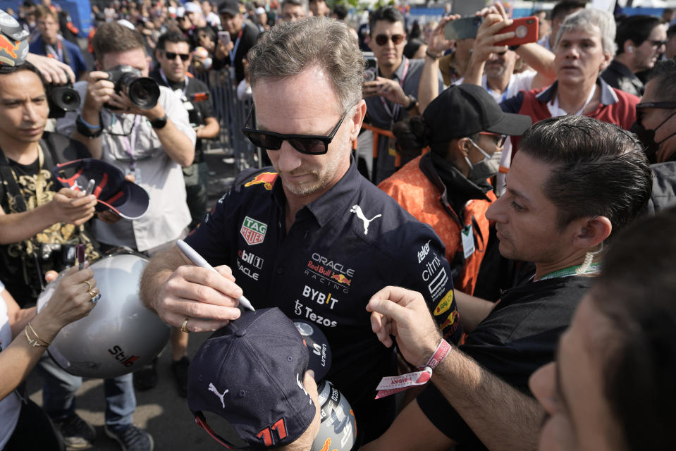 <p>Christian Horner, jefe de la escudería Red Bull . (AP Photo/Moises Castillo)</p> 