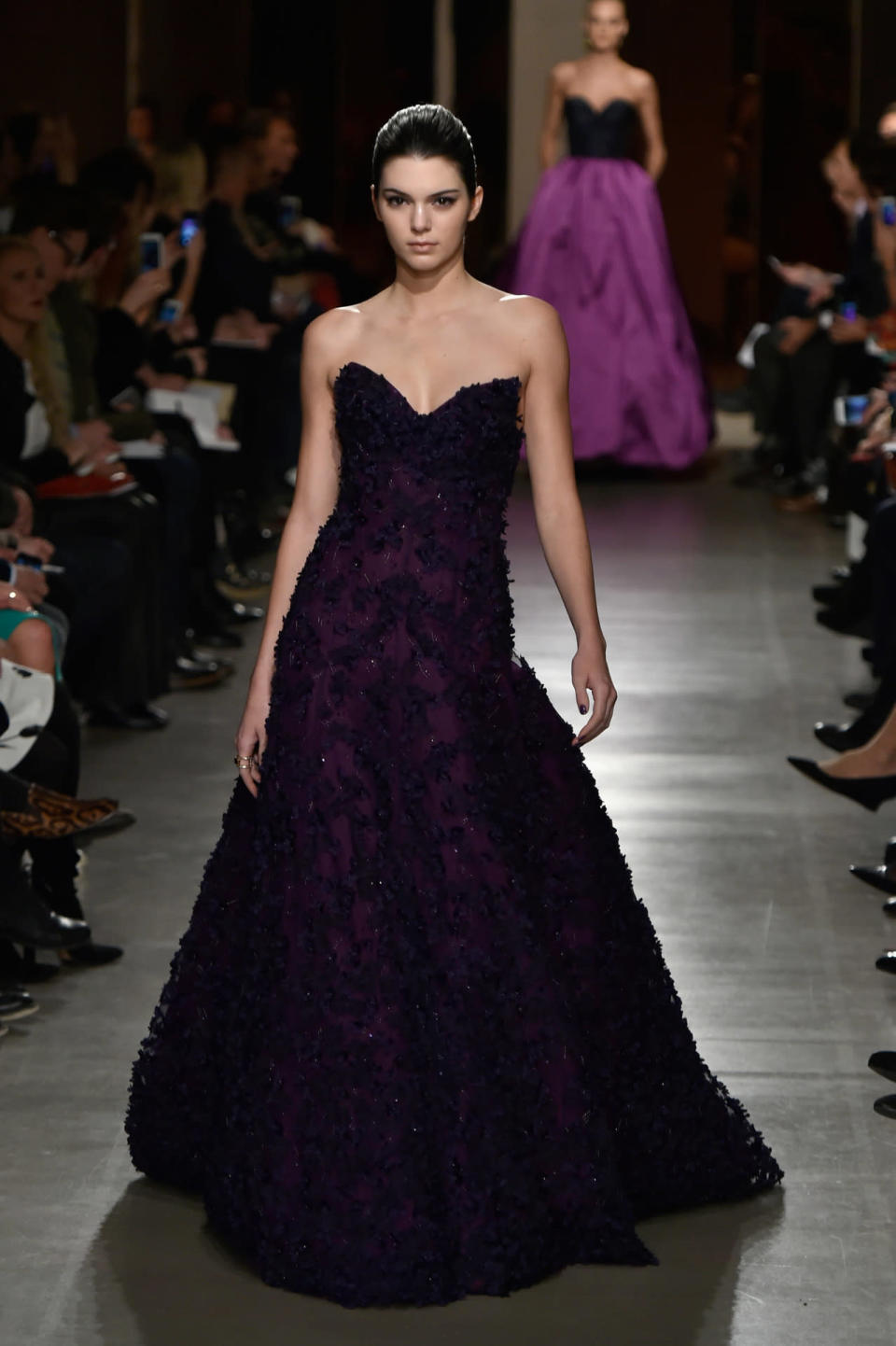 Kendall Jenner walking the runway in Oscar De La Renta’s Fall/Winter 2015 show. 