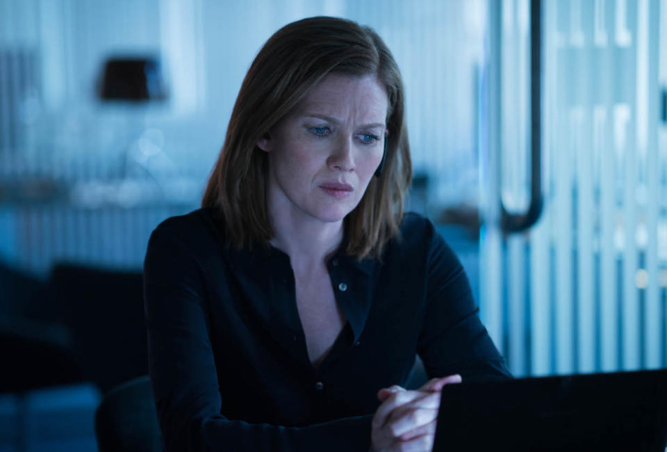 Hanna Amazon Mireille Enos