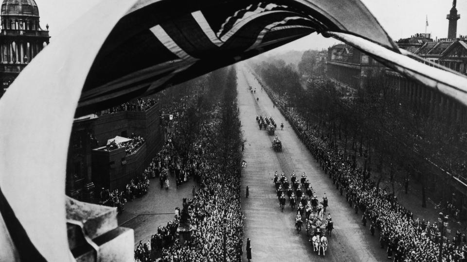 An aerial shot of Princess Elizabeth making her way to her wedding to Prince Philip