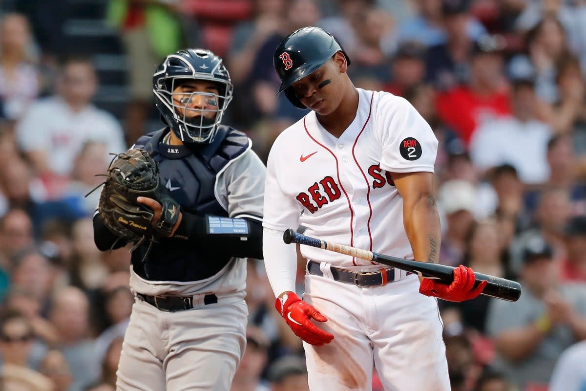 MEDIAS ROJAS-DEVERS (AP)