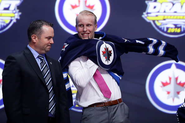 BUFFALO, NY - JUNE 24: Patrik Laine celebrates after being selected second overall by the Winnipeg Jets during round one of the 2016 NHL Draft on June 24, 2016 in Buffalo, New York. (Photo by Bruce Bennett/Getty Images)