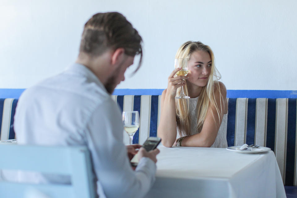 Nicht jedes Date läuft nach Plan (Symbolbild: Getty Images)