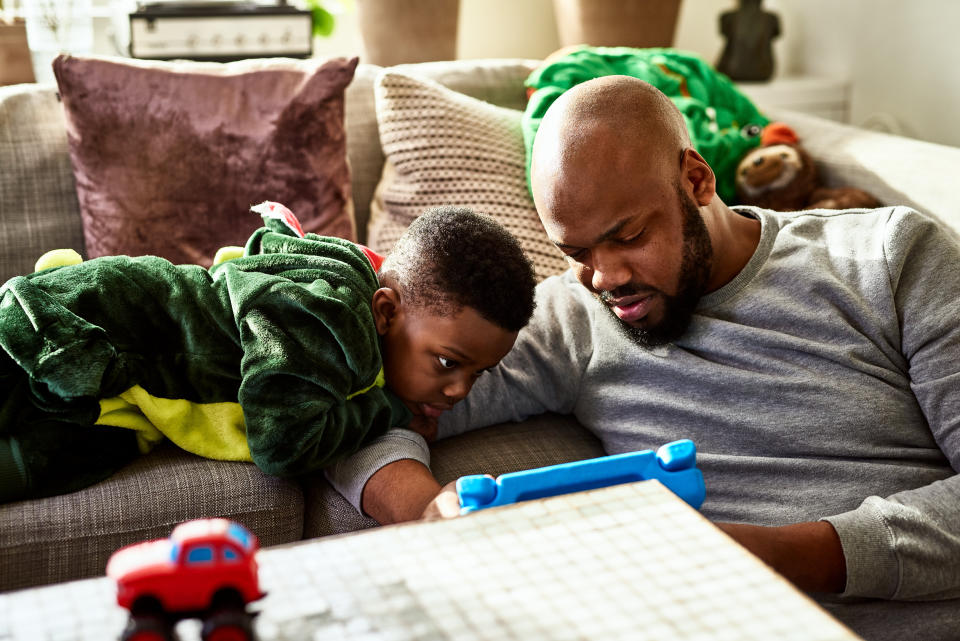 Keeping kids entertained isn&rsquo;t easy, especially if you&rsquo;re trying to avoid them streaming shows or playing mindless video games all day.  (Photo: 10'000 Hours via Getty Images)