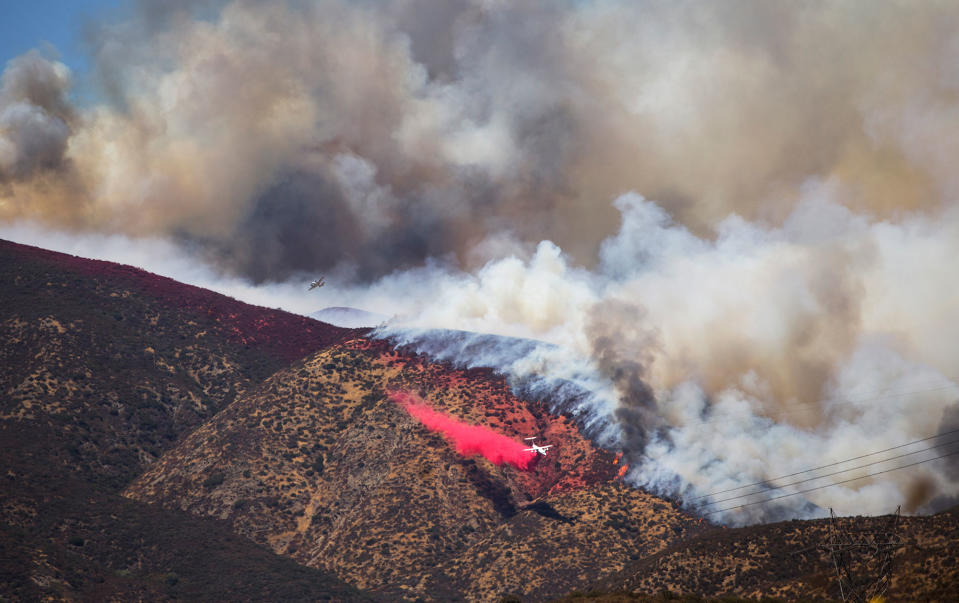 Southern California wildfire forces evacuations