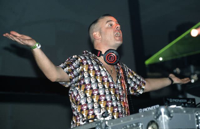 <p>Tim Mosenfelder/getty</p> Fatboy Slim at Coachella 2001