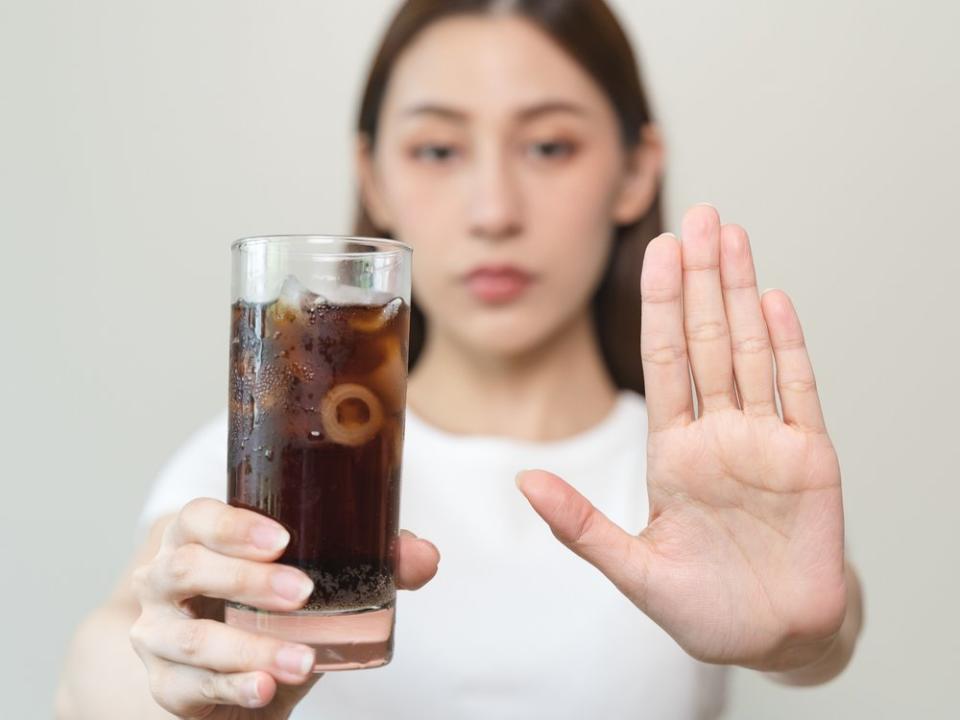 Cola? Nein danke. (Bild: Pormezz/Shutterstock.com)