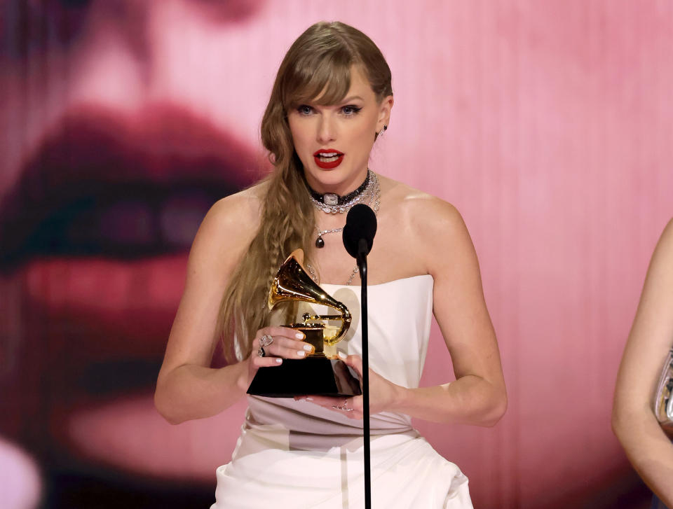 Einmal mehr gehörte Superstar Taylor Swift bei den 66. Grammy Awards zu den Abräumerinnen des Abends. (Bild: Getty Images)