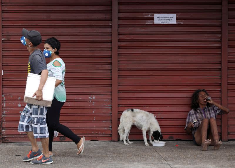 The coronavirus disease (COVID-19) outbreak in Brazil