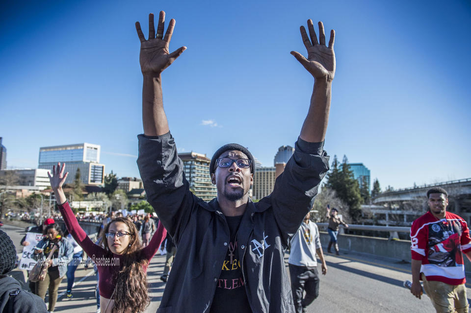 <p>Black Lives Matter supporters walk on to the northbound Interstate 5 on-ramp from I street during a rally for Stephon Clark, a man that was shot by Sacramento Police Sunday night on southbound Interstate 5 near Old Sacramento, Calif., on Thursday, March 22, 2018. (Photo: Hector Amezcua/TNS via ZUMA Wire) </p>