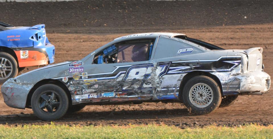 Adam VanDerostyne of Canby (Minn.) won the 2023 hornets points title at Casino Speedway in Watertown.