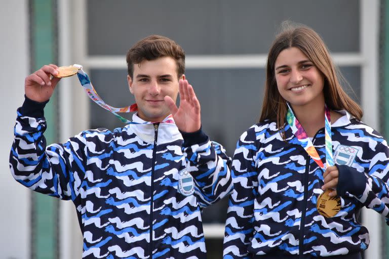 Dante Cittadini y Teresa Romairone lideraron las pruebas de Nacra 15 desde la primera jornada