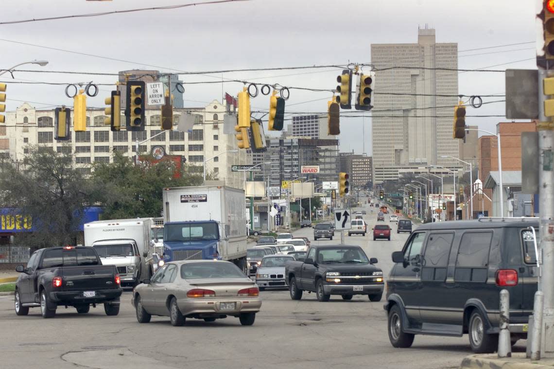 March 14, 2001: An eastward view of West Seventh Street at the intersection with Camp Bowie Boulevard, University Drive and Bailey Avenue in Fort Worth. Officials were proposing at the time to make the intersection a traffic circle.