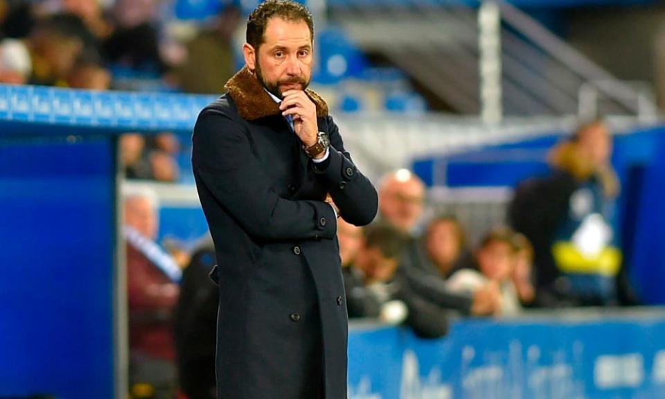 Pablo Machin looks on at Alaves