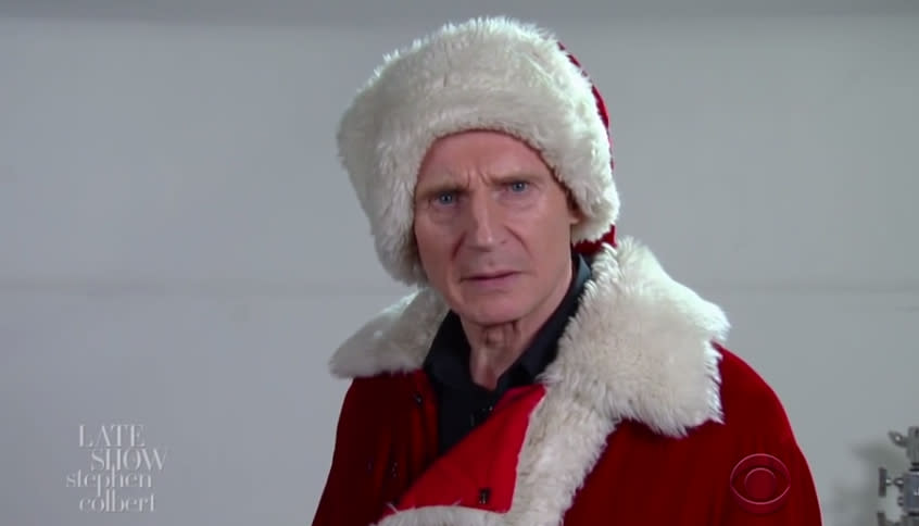 Liam Neeson im Sketch für die „Late Show“. (Bild: Screenshot CBS)