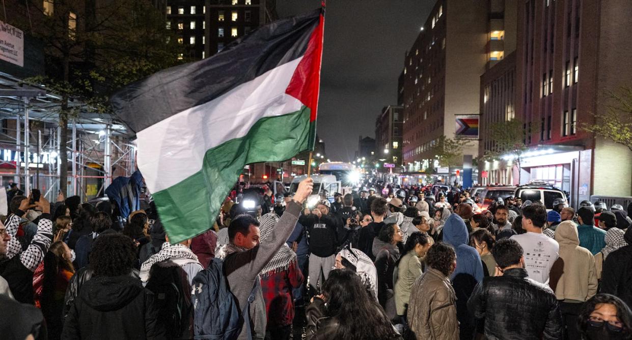 Pro-Palestinian protesters gather near Columbia University on April 30, 2024. <a href="https://newsroom.ap.org/detail/IsraelPalestiniansCampusProtests/5a9d4b289b694604b093e97994358cdd/photo?Query=israel%20palestinians%20campus%20protests%20columbia&mediaType=photo&sortBy=arrivaldatetime:desc&dateRange=Anytime&totalCount=702&currentItemNo=182" rel="nofollow noopener" target="_blank" data-ylk="slk:AP Photo/Craig Ruttle;elm:context_link;itc:0;sec:content-canvas" class="link ">AP Photo/Craig Ruttle</a>