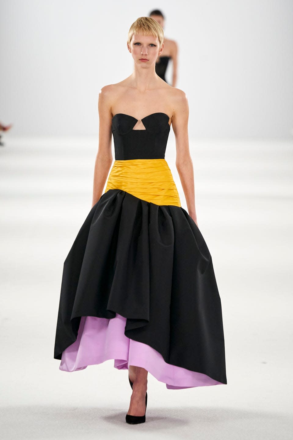 Carolina Herrera AW22