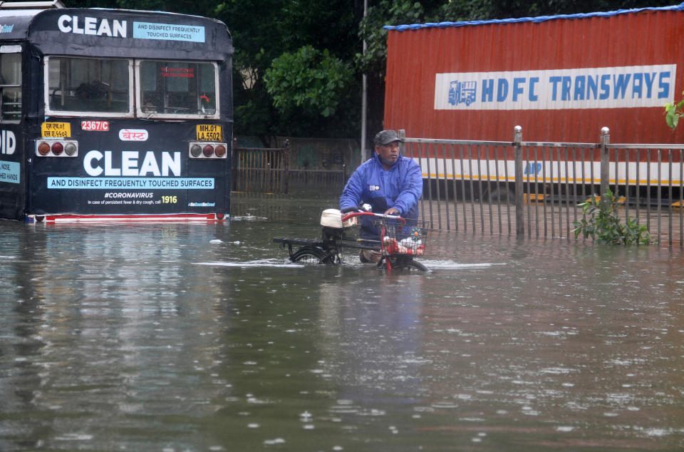 Heavy Rains Lash Mumbai