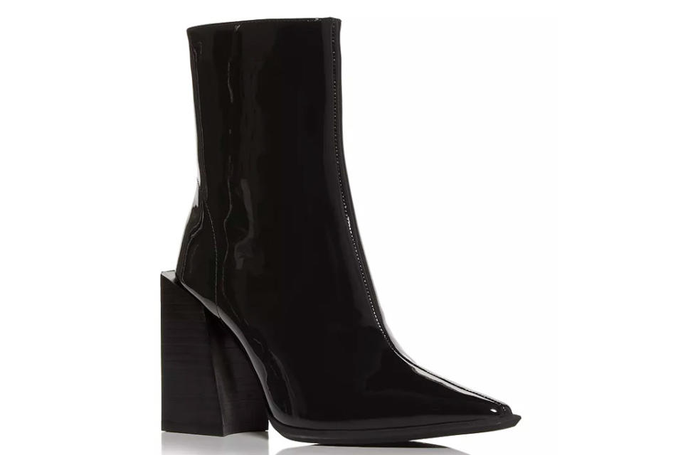 boots, black boots, heeled, pointed toe, jeffrey campbell