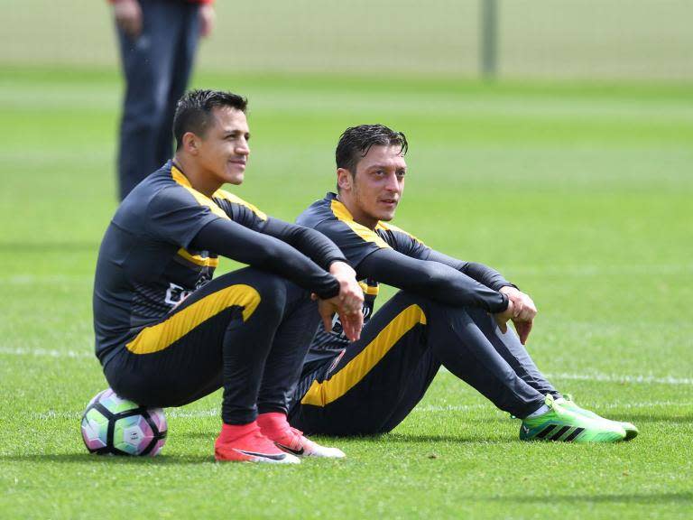 Arsenal teams of the past would have shown Alexis Sanchez and Mesut Ozil the door, says Lee Dixon