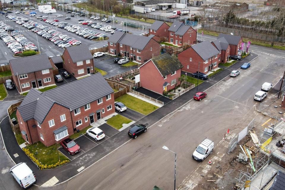 Wright's house (with the different roof) surrounded by his new estate. (Mercury)