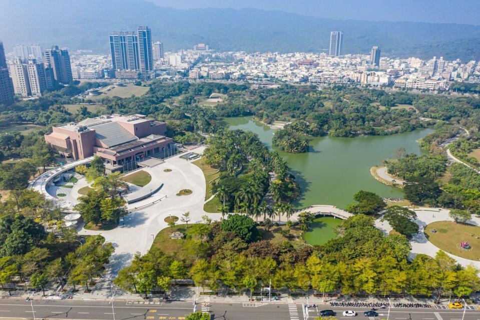 高美館園區改造後空拍圖。   圖：高市文化局/提供