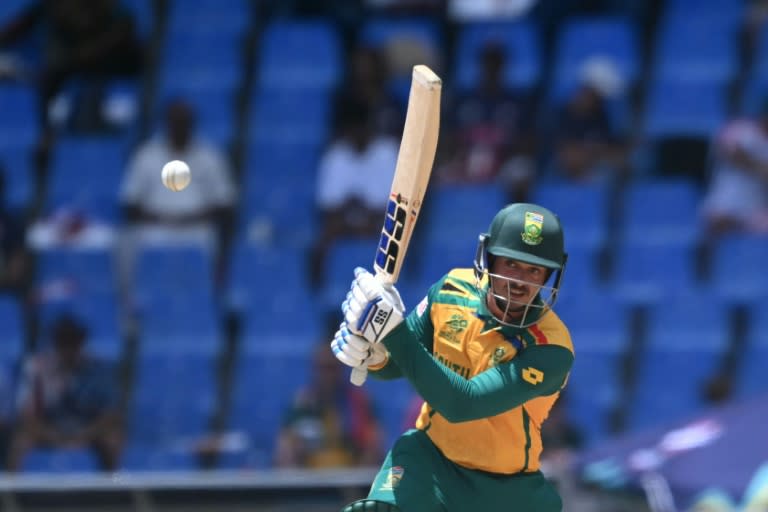 In the runs: <a class="link " href="https://sports.yahoo.com/soccer/teams/south-africa-women/" data-i13n="sec:content-canvas;subsec:anchor_text;elm:context_link" data-ylk="slk:South Africa;sec:content-canvas;subsec:anchor_text;elm:context_link;itc:0">South Africa</a>'s Quinton de Kock (ANDREW CABALLERO-REYNOLDS)