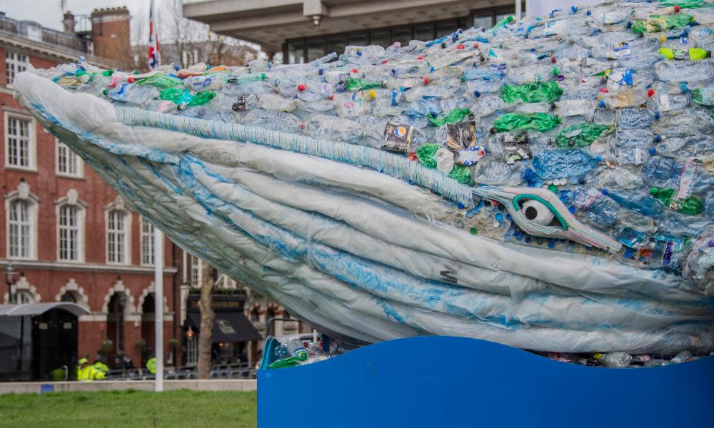 Pass on the Plastic whale sculpture, an environmental message to reduce waste and pollution.