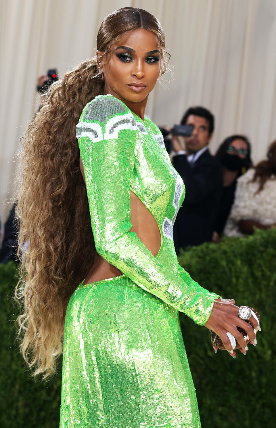 Ciara's Makes a Major Entrance