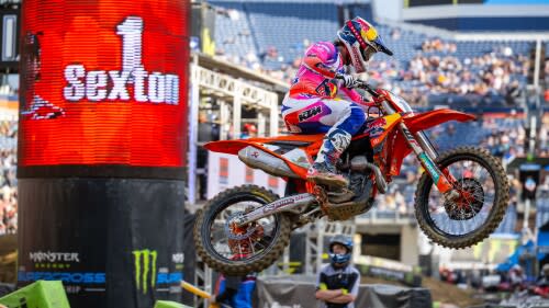 SX 2024 Rd 16 Denver Chase Sexton next to stanchion.JPG