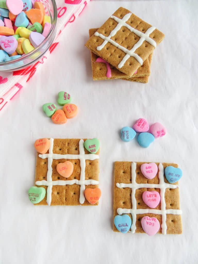 Tic Tac Toe Snack Craft