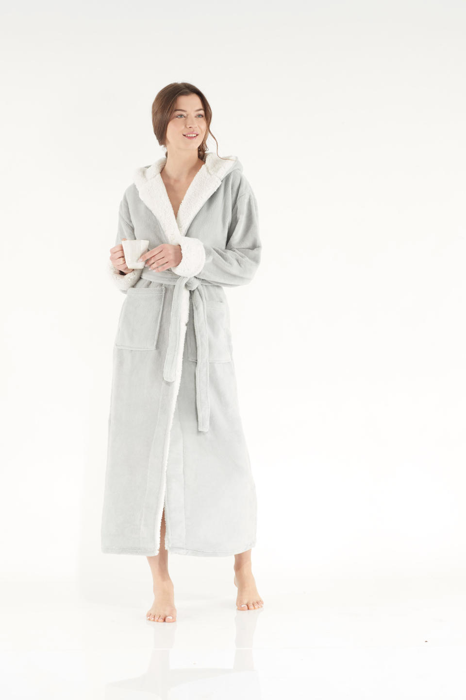 A robe from the Aerosoles collection.