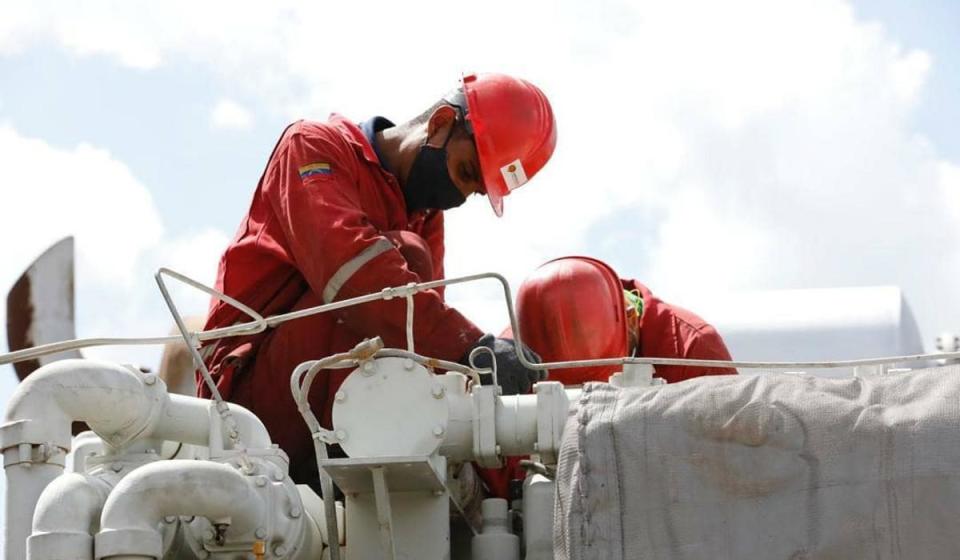 Venezuela firma acuerdo con petroleras ENI y Repsol para exportar gas natural. Foto: Facebook Pdvsa