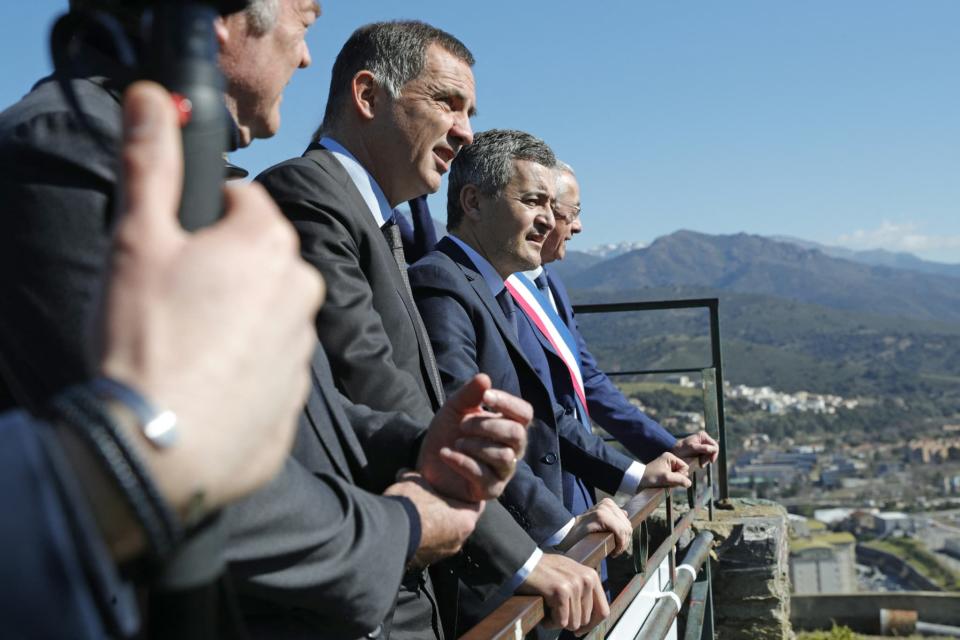 Gérald Darmanin en Corse ce dimanche 19 février 2023. - Pascal POCHARD-CASABIANCA / AFP