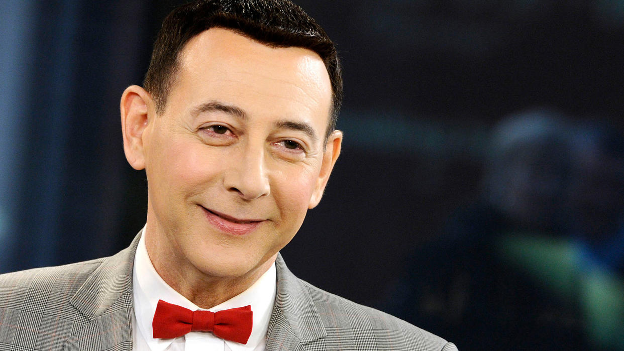Paul Reubens didn't make his cancer diagnosis public. Here's why some people prefer to keep their health news private. (Photo: Getty Images)