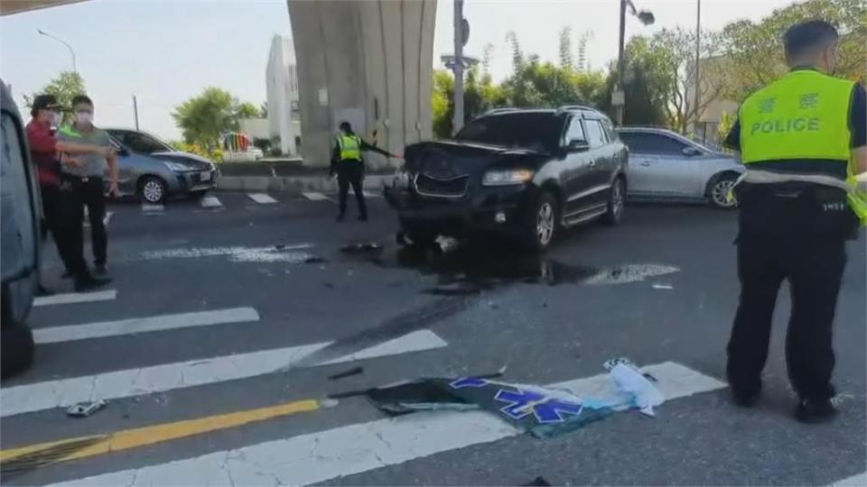 疑未注意鳴笛聲+視線死角　休旅車攔腰撞救護車