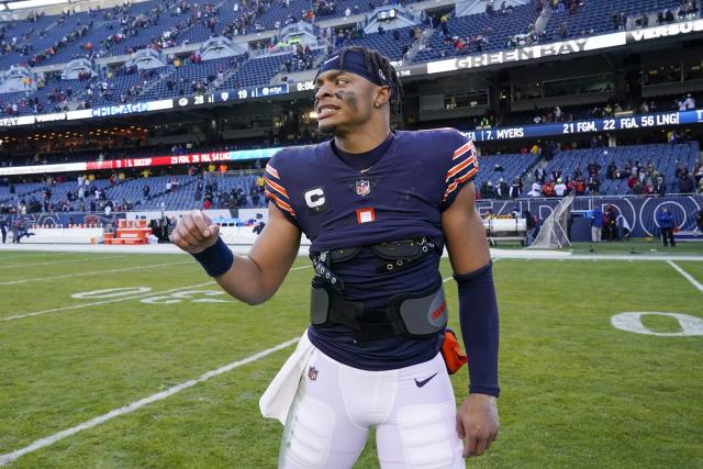 Justin Fields shows true colours after Chicago Bears beaten by Green Bay  Packers - Mirror Online