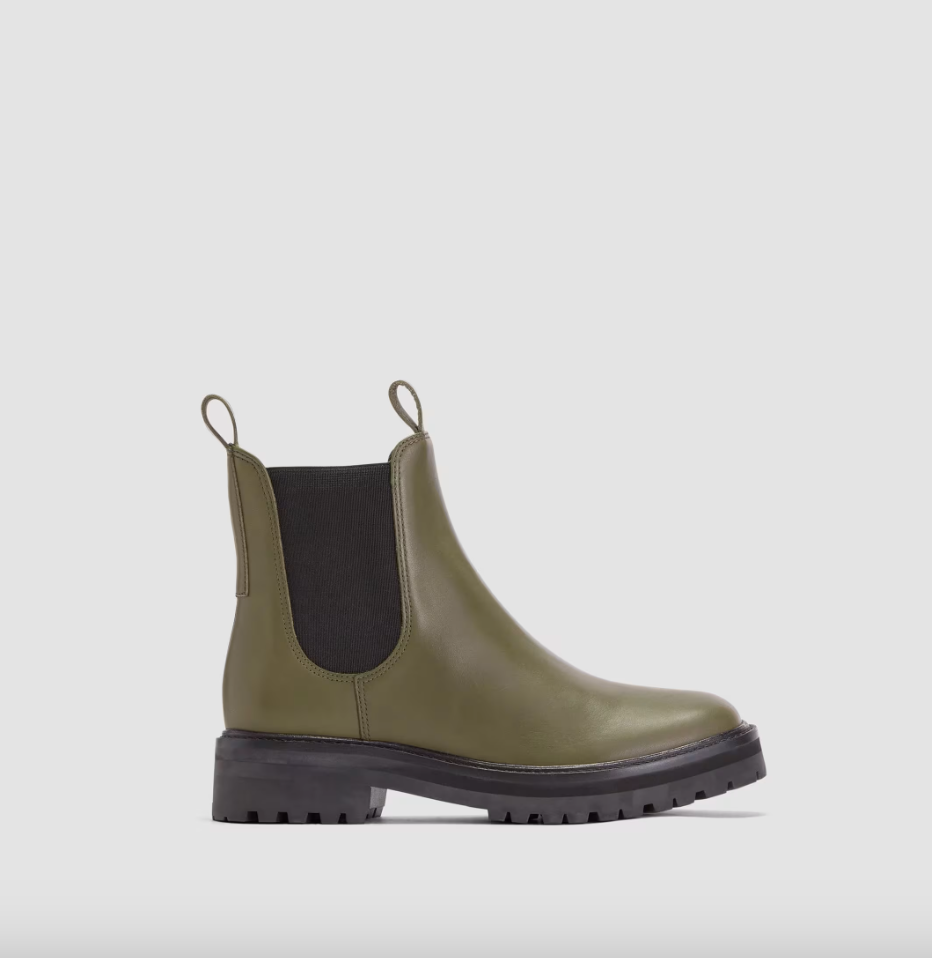 The Lug Chelsea Boot in Beech (Photo via Everlane)