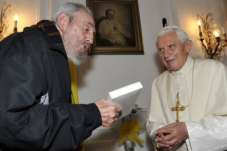 Then Pope Benedict XVI meets former Cuban leader Fidel Castro in Havana, in this March 28, 2012 file photo. REUTERS/Alex Castro-Cubadebate/Files/Handout via Reuters
