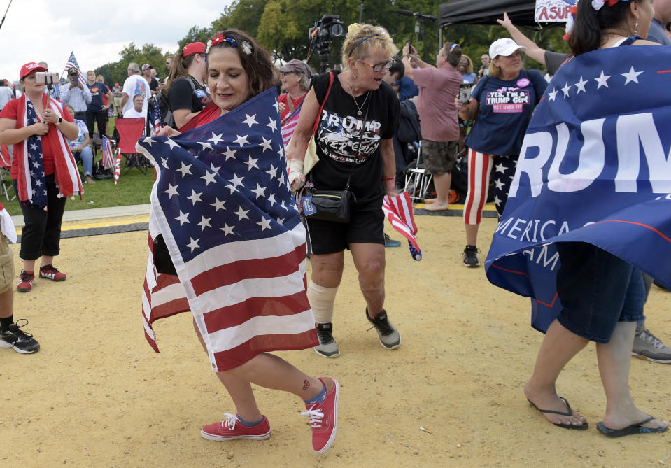 <p>People gather on the National Mall in Washington, Saturday, Sept. 16, 2017, to attend a rally in support of President Donald Trump in what organizers are calling ‘The Mother of All Rallies.” (Photo: Susan Walsh/AP) </p>