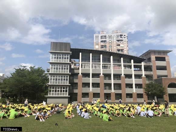 「國家防災日活動」選定羅東國中為宜蘭縣示範觀摩演練學校，強化師生地震災害應變處理能力，以維護校園及師生安全。（圖：宜蘭縣政府提供）