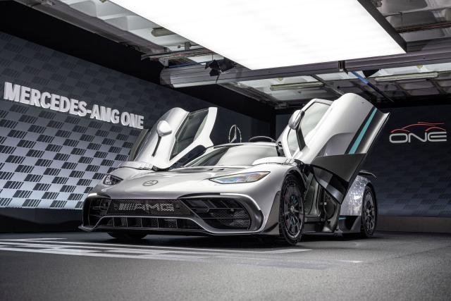 Production Mercedes-AMG One Gets 1063 HP and 11,000-RPM Redline